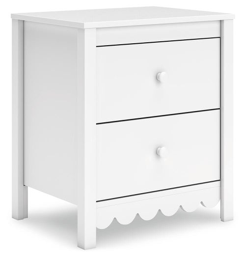 Hallityn Nightstand - Bobby Furniture (Gaithersburg, MD)